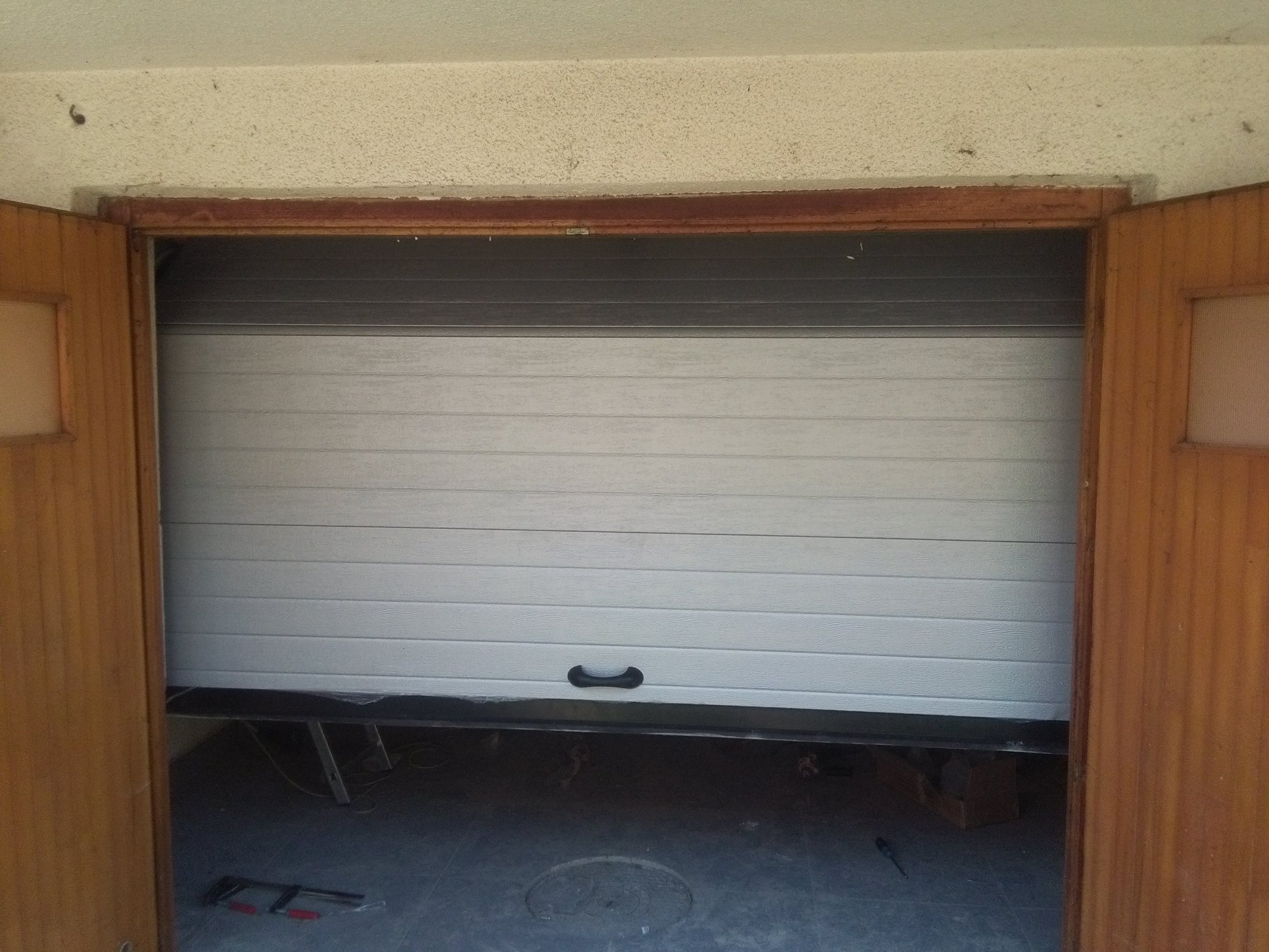 Garazna vrata i motor